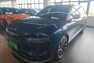 鸿蒙智行 问界M9 2024款 增程 Ultra版 42kWh 6座版