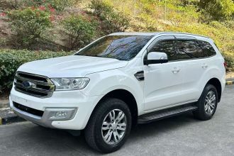 福特 撼路者 2017款 2.0T 汽油自动四驱豪华版 5座