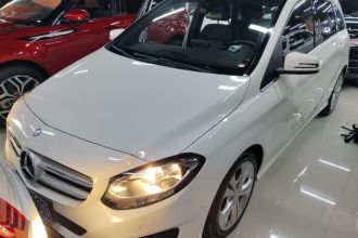 奔驰B级 2017款 B 200 动感型
