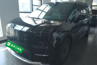 极氪009 2024款 六座行政版四驱 108kWh