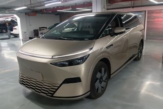 小鹏X9 2024款 702超长续航Pro