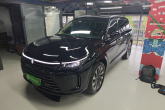 鸿蒙智行 问界M7 2022款 1.5T 四驱豪华版