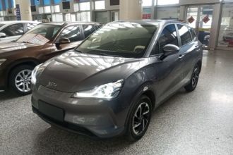 哪吒汽车 哪吒V 2021款 长续航娱乐版
