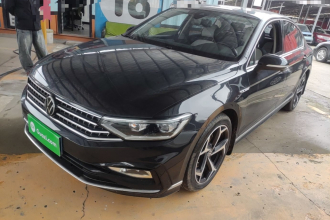 大众 迈腾 2023款 200万辆纪念版 330TSI DSG豪华型