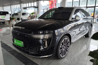 鸿蒙智行 问界M9 2024款 增程 Ultra版 42kWh 6座版