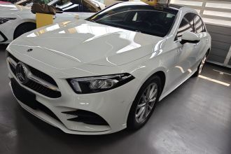 奔驰A级 2022款 A 200 L 运动轿车动感型