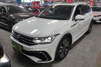 大众 途观L 2023款 330TSI 自动两驱R-Line越享版
