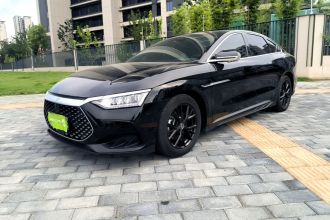 比亚迪 汉 2024款 DM-i 荣耀版 121KM 尊贵型