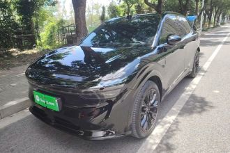 极氪7X 2025款 75kWh 后驱智驾版