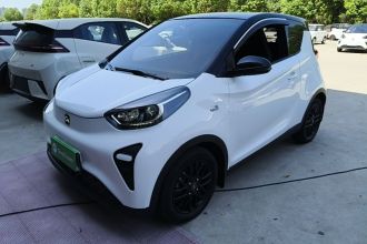 奇瑞QQ 小蚂蚁 2024款 改款 青春版 321km 酷爱版 29.23kWh