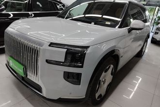 极氪9X 2025款 Ultra版 70kWh 六座