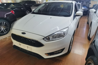 福特 福克斯 2015款 两厢 1.6L 自动风尚型
