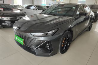 长安UNI-V 2022款 1.5T 尊贵型