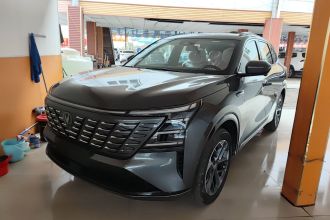 长安CS75 PLUS 2025款 第四代 1.5T 新蓝鲸 智慧尊享型