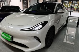 智己汽车 智己LS6 2025款 灵蜥智驾版