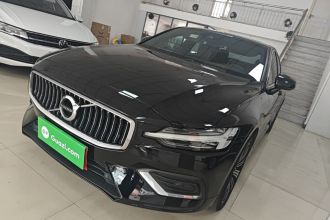 沃尔沃S60 2020款 T4 智远运动版