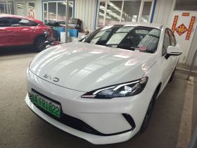 比亚迪 海豹05 DM-i 2026款 DM-i 128KM豪华型