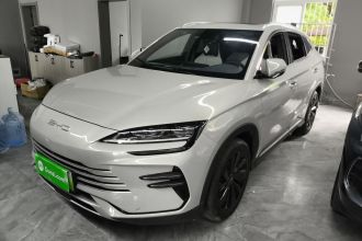 比亚迪 宋PLUS新能源 2023款 冠军版 DM-i 110KM 旗舰型