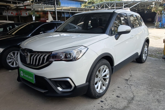 中华V3 2020款 1.6L 手动舒适星空版