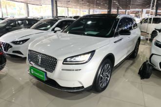 林肯 冒险家 2022款 2.0T 两驱尊享版