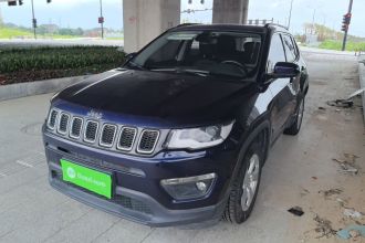 Jeep 指南者 2019款 220T 自动家享版