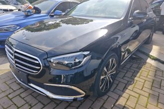 奔驰E级新能源 2022款 改款 E 350 e L 插电式混合动力运动轿车