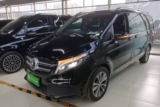 奔驰V级 2021款 V 260 领航版