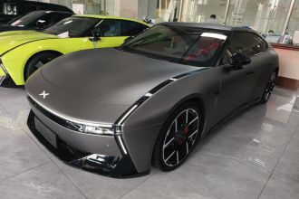 小鹏P7 2025款 702 长续航 Ultra