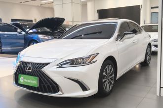 雷克萨斯ES 2023款 200 卓越版