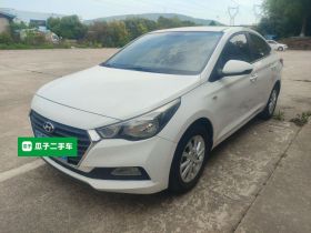 现代 悦纳 2016款 1.4L 手动炫酷版GLS