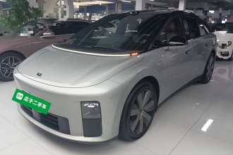 理想汽车 理想i6 2025款 四驱标准版