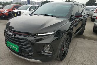 雪佛兰 开拓者 2022款 轻混 650T Redline 7座 霆版