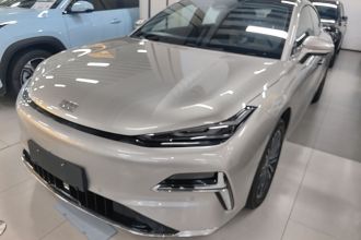 吉利银河 银河星耀8 2026款 225km EM-i 远航家航海版
