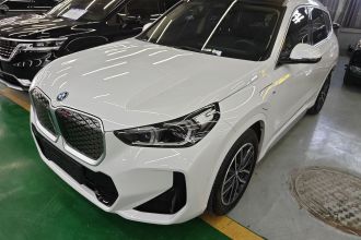 宝马iX1 2023款 eDrive25L M运动套装