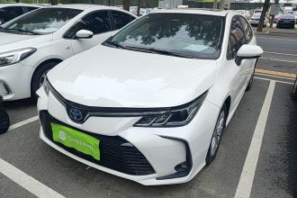 丰田 卡罗拉 2023款 1.8L 智能电混双擎 精英版