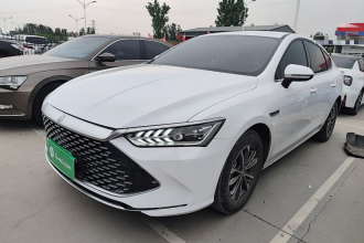 比亚迪 秦PLUS 2024款 荣耀版 DM-i 55KM领先型