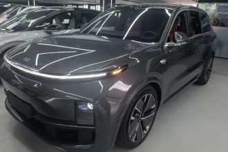 理想汽车 理想L8 2025款 Ultra 智能焕新版
