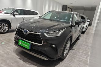丰田 汉兰达 2022款 双擎 2.5L 四驱尊贵版 7座