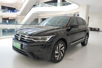 大众 途观L 2024款 出众款 300TSI 自动两驱龙腾版