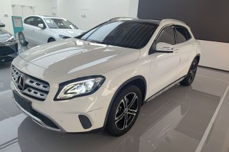 奔驰GLA 2018款 GLA 200 时尚型