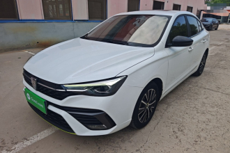 荣威i5 2021款 1.5L 手动钻石版