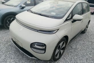 宝骏云朵 2023款 460 Max 灵犀版