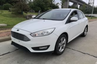 福特 福克斯 2015款 三厢 1.6L 手动舒适型