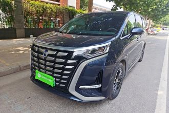 腾势D9 2022款 DM-i 970 四驱旗舰型