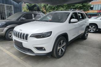 Jeep 自由光 2020款 2.0T 两驱领先版