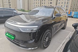 鸿蒙智行 问界M8 2025款 增程 Max+版 53.4kWh 6座版 (192线激光雷达）