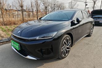 宝骏享境 2025款 插混 140km豪华版