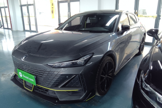 长安UNI-V 2022款 1.5T 运动版