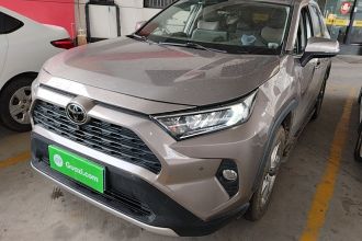 丰田 RAV4荣放 2020款 2.0L CVT两驱风尚PLUS版