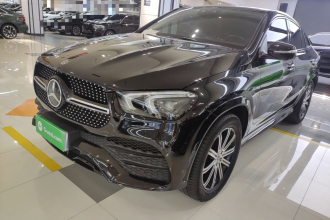 奔驰GLE 2023款 GLE 350 4MATIC 轿跑SUV 豪华型
